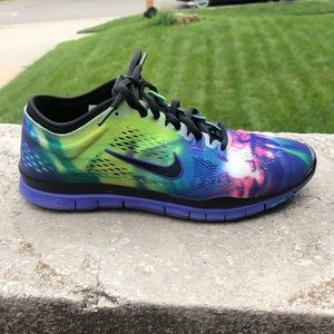 Nike Free Tennis Shoes